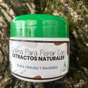 Crema para peinar con extractos naturales que nutre, hidrata y revitaliza el cabello de forma saludable.